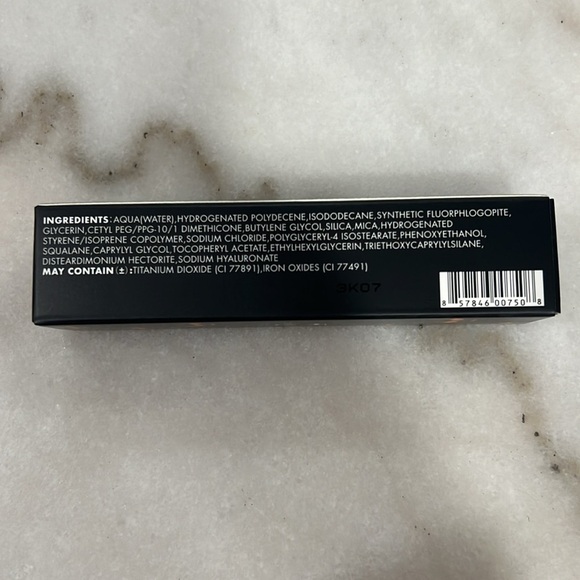 Shaina B Cosmetics Buildable Liquid Highlight| Nude Beach - Picture 3 of 6